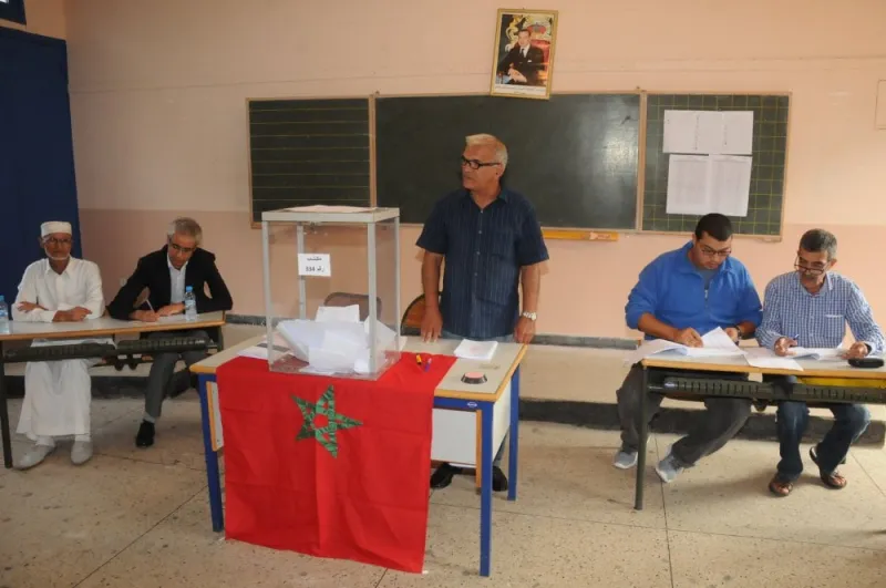Élections 2026 : scénarios clés et faits vérifiés