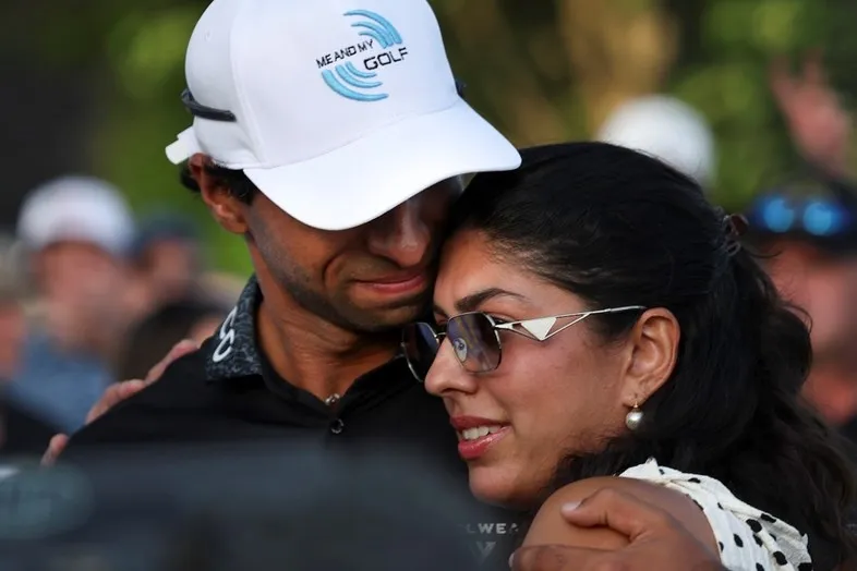 La femme d'Aaron Rai révèle le moment clé avant sa victoire au PGA
