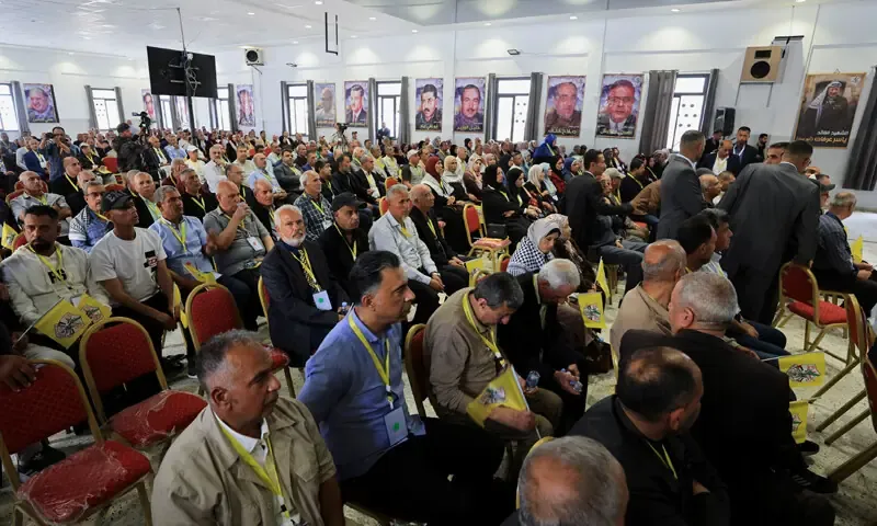 Abbas promet des réformes et des élections lors du congrès du Fatah