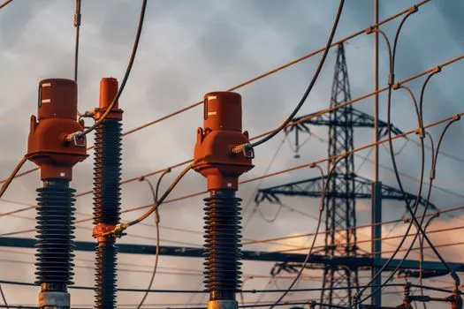 Aecon acquiert des actions privilégiées d'Aecon Utilities