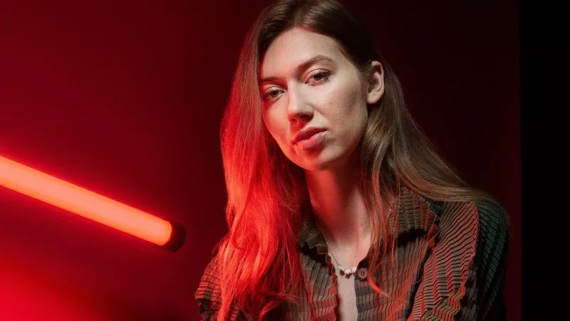 L'essor de l'IA stimule les 'escortes geek' dans la Silicon Valley