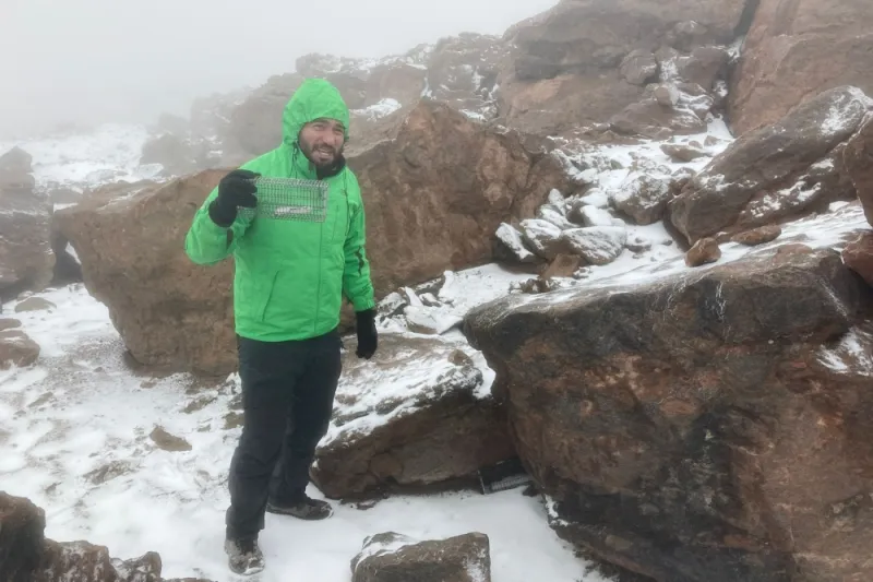 Souris andine prospère à 6 700 m, battant des records d'altitude