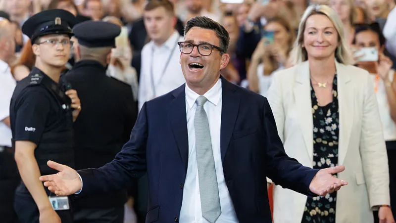 Andy Burnham : Aucune preuve de rôle de PM ou de changement défensif