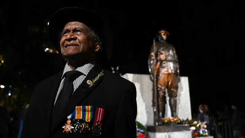 Expulsion de manifestants le jour de l'Anzac ; le chef de l'opposition critique les reconnaissances