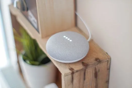 L'IA Siri d'Apple lancée avec Google, Asie exclue