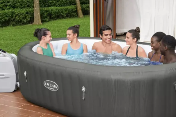 Réduction de 128 £ sur les spas chez Argos