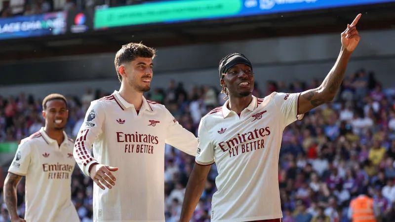Arsenal bat Crystal Palace 2-1 en finale de Premier League