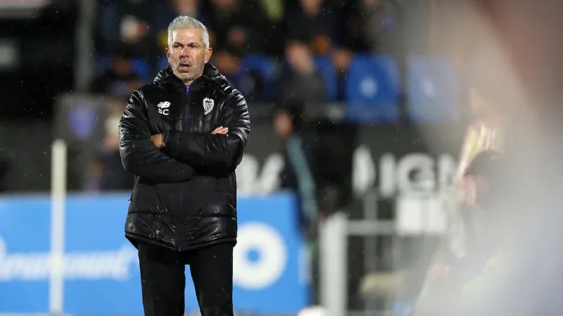 Auckland FC face à une foule hostile à Adélaïde en pleine crise de blessures