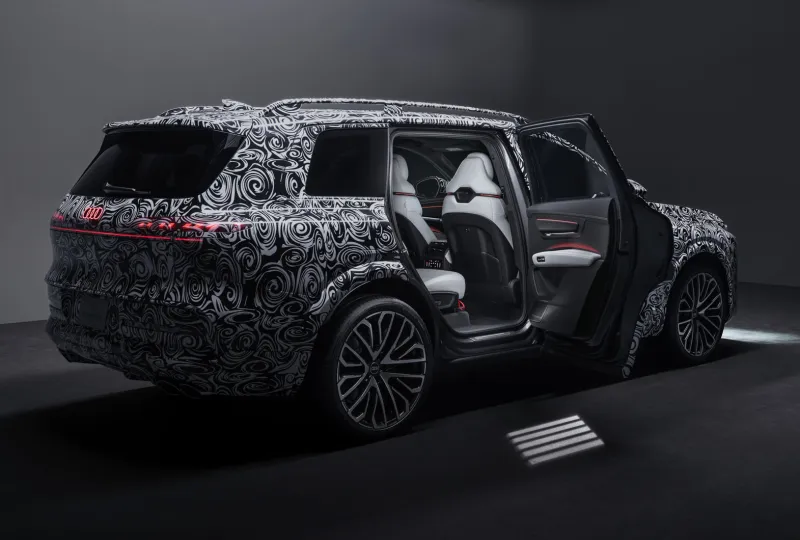 Intérieur de l'Audi Q9 dévoilé, lancement le 29 juillet