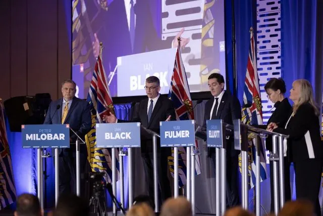 Le Parti conservateur de la C.-B. annoncera un vote de leadership après le départ de Rustad