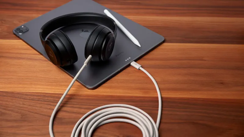 Beats élargit sa gamme de câbles avec une option USB-C de 3 mètres