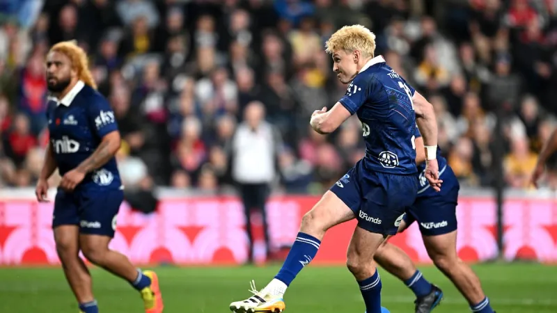 Les Blues battent les Reds dans un match palpitant