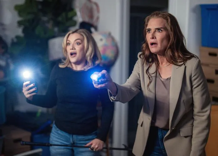 Brooke Shields enquête sur un meurtre dans 'You're Killing Me' d'Acorn TV