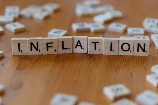 Hausses de taux BSP attendues alors que les risques d'inflation persistent