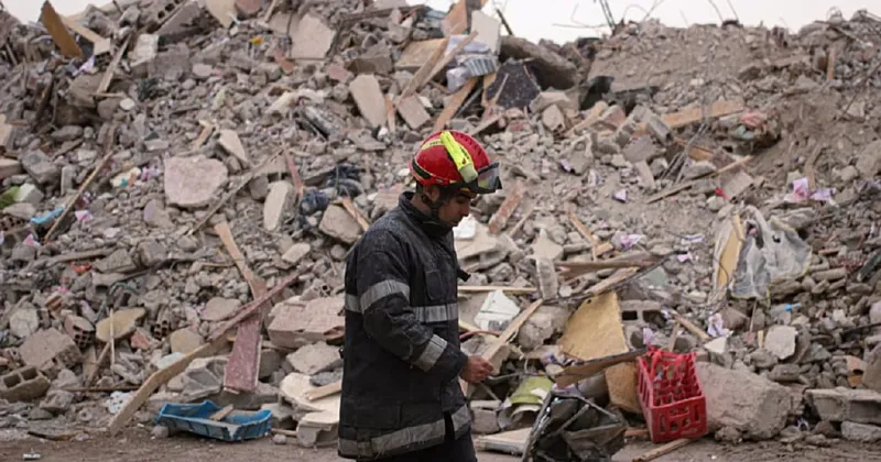 Effondrement d'un immeuble à Fès : 9 morts