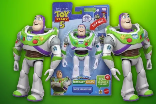 Jouet Buzz Lightyear à 3,33 £ avant Toy Story 5