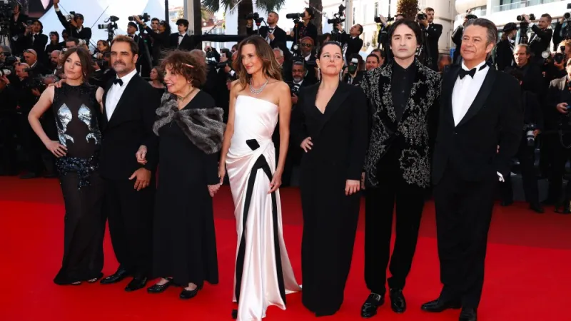 Le film Dix Pour Cent présenté à Cannes avec Clooney