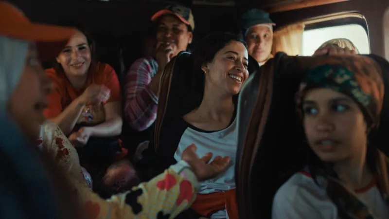 Cannes 2026 : « Les Fraises » de Laïla Marrakchi, des Marocaines dans les serres espagnoles