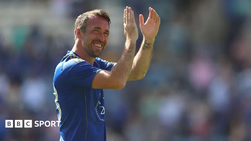 Christian Fuchs frappe un six pour ses débuts au cricket
