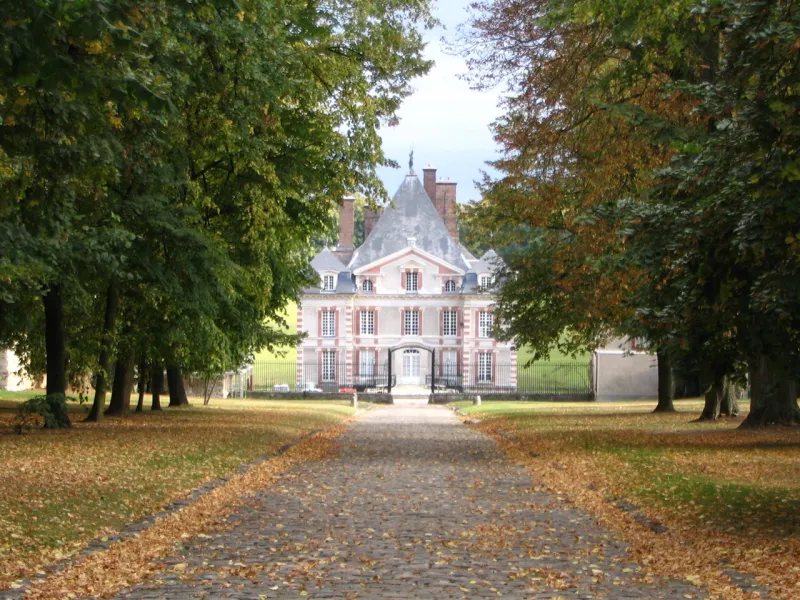 Château d'une famille d'académicien ouvre au public pour la première fois
