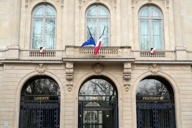 Clichy-sous-Bois : Rassemblement pour un proxénète tué suscite la polémique