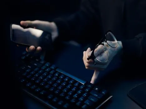 Clavier Clicks Power : frappe style BlackBerry via MagSafe