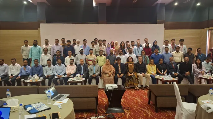 Cordaid lance un projet pilote de recyclage du plastique à Cox's Bazar