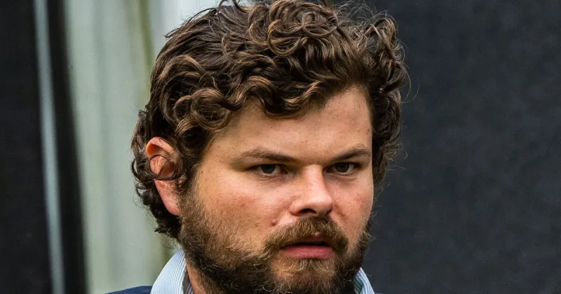 Homme de Cork acquitté du poignardage de ses frères