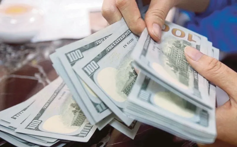 Le dollar proche de son plus haut de six semaines sur l'incertitude de l'accord USA-Iran