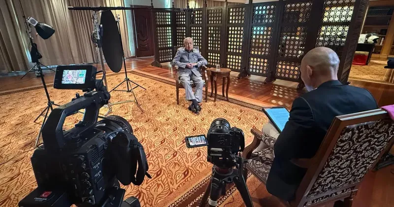 Dr M : « Je me fiche de mon héritage » dans un documentaire
