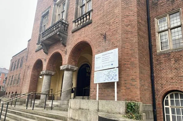 Planification à Dudley : Supermarché et Appartements Proposés
