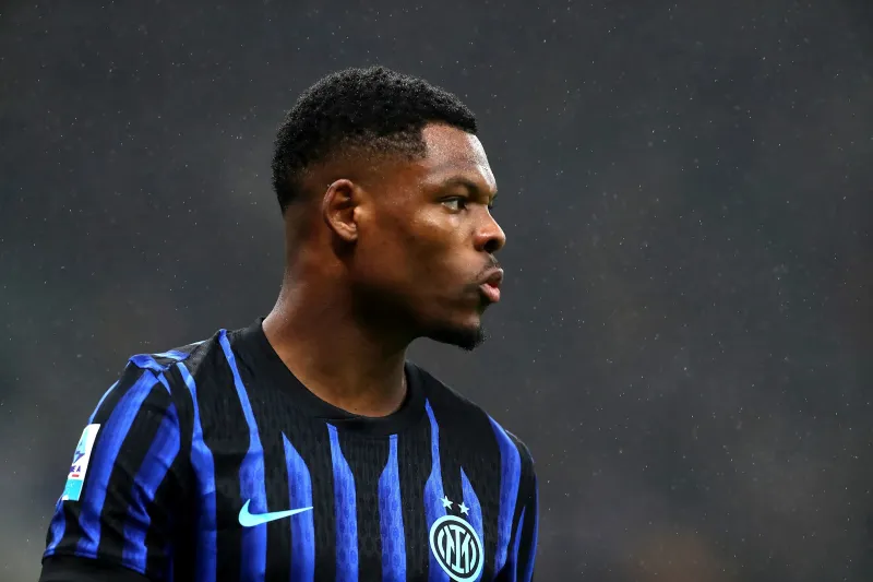 L'avenir de Dumfries à Inter incertain, convoité par la Premier League