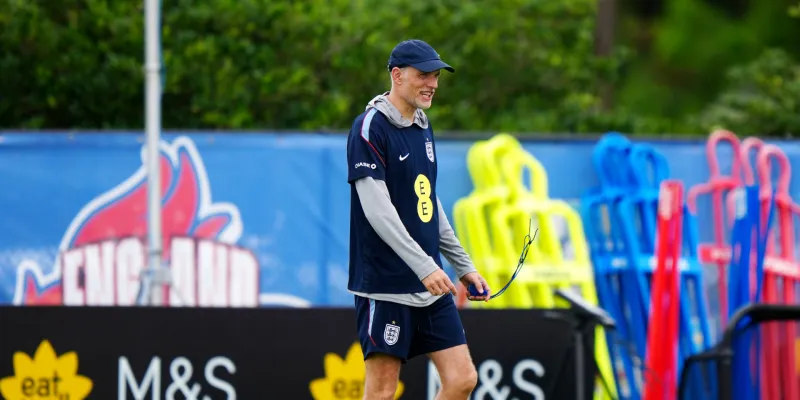 Vol de matériel d'entraînement de l'Angleterre à Kansas City