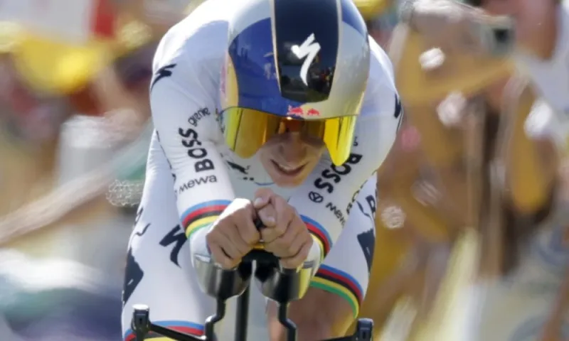 Evenepoel Wins Tour Stage 16, Voisard 10th