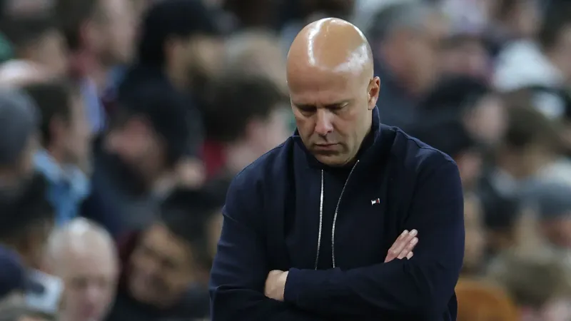Un ex-joueur de Man Utd soutient le limogeage de Slot