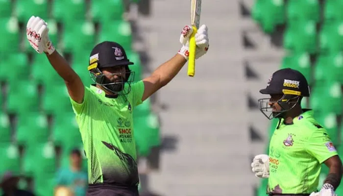 Un siècle de Fakhar Zaman mène Lahore Qalandars à la victoire