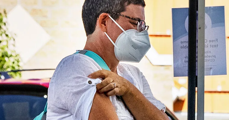 La FDA a bloqué des études sur la sécurité des vaccins, confirme HHS