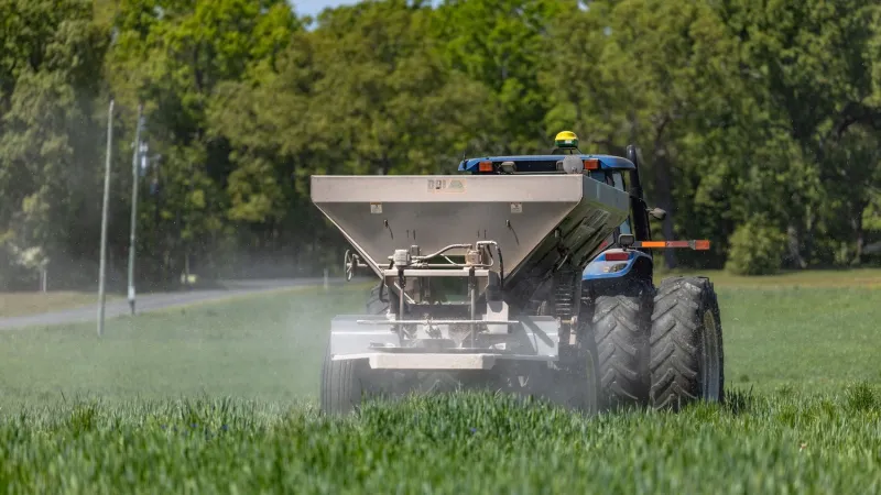 Blocage des engrais dans le détroit d'Ormuz : une menace pour l'agriculture mondiale