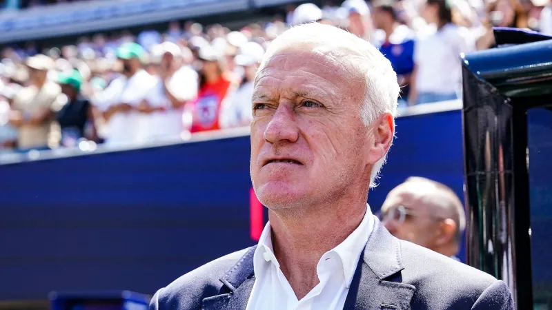 La FIFA refuse un hommage à la mère de Deschamps