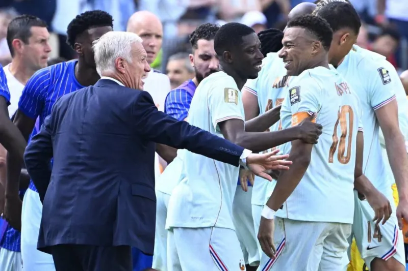 Les Bleus impressionnent ; Deschamps savoure la profondeur du danger