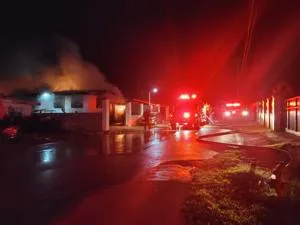 Incendie de structure à Dededo : intervention des pompiers