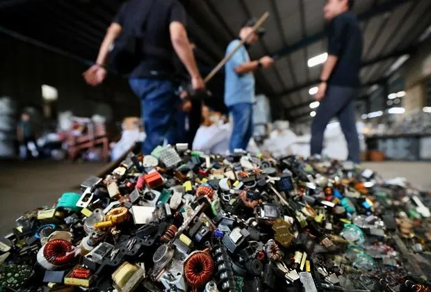GOF Perquisitionne une Usine de Déchets Électroniques, Saisie de Plus de 6 Millions RM