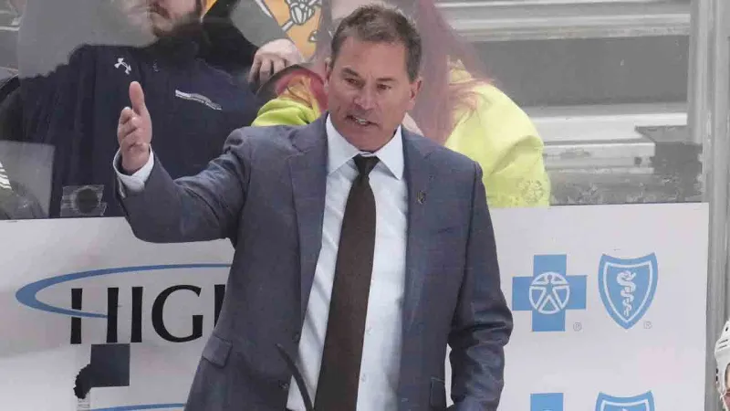 Les Golden Knights empêchent les Oilers d'interviewer Bruce Cassidy