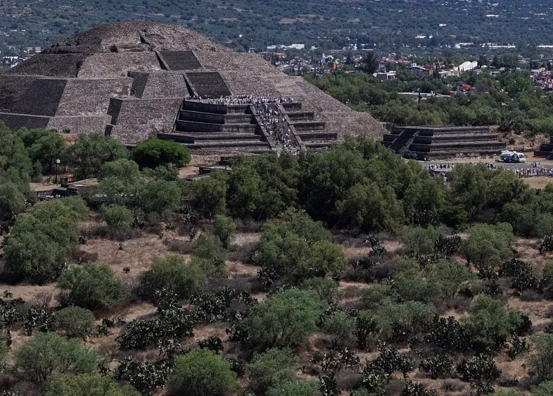 Un tireur tue une touriste canadienne et blesse six personnes à Teotihuacan