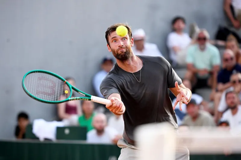 Halys bat Bellucci en trois sets à Roland-Garros 2026