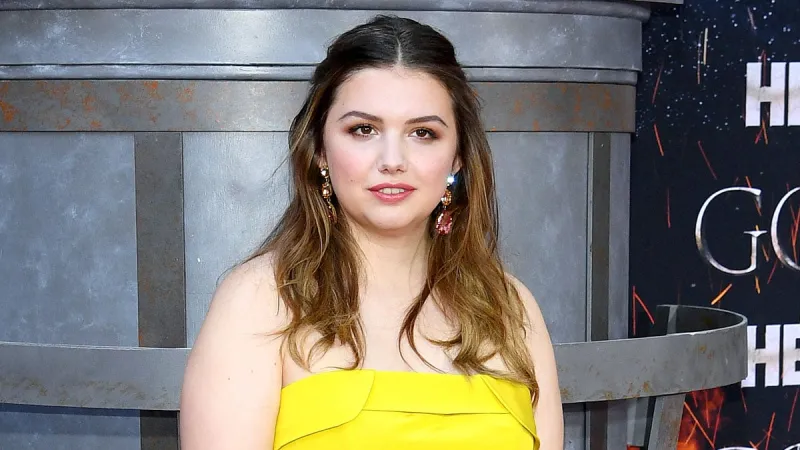 Hannah Murray se confie sur une secte de bien-être et un épisode psychotique