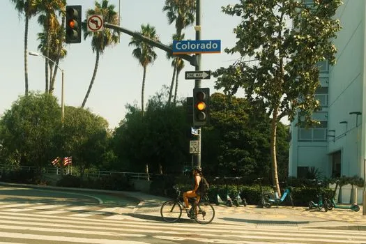 Harrison Ford, 83 ans, aperçu à vélo à Los Angeles