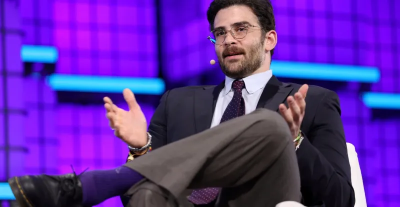 Hasan Piker contre Third Way : Bataille pour le Parti démocrate