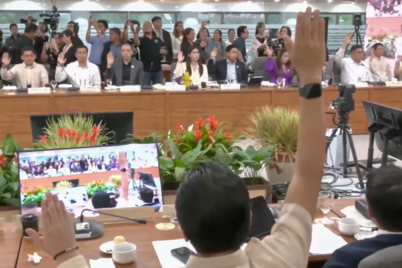 Un comité de la Chambre vote le rapport de destitution contre Sara Duterte