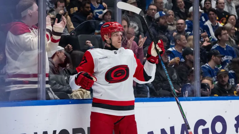 Les Hurricanes optimisent les compétences d'Ehlers